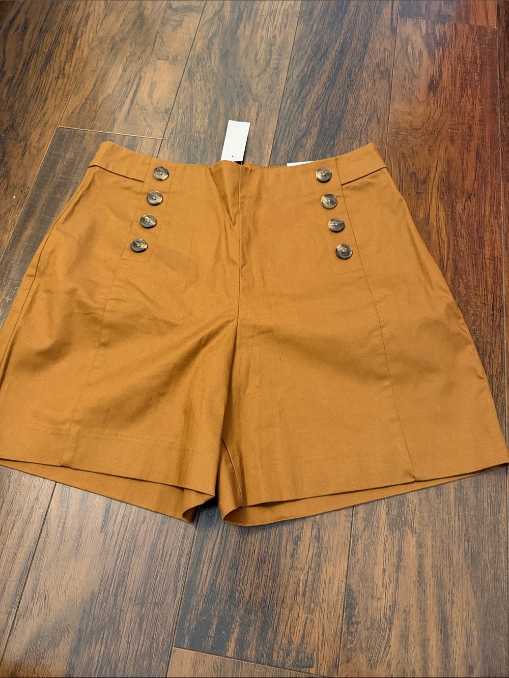 Brand new Ann Taylor High-Waist Button Front Shorts in Rust Brown